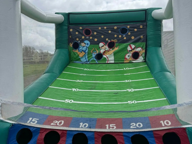 Football Toss
