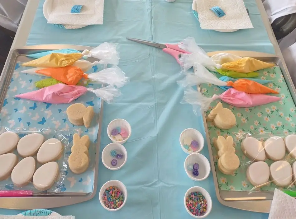 Decorate your own cookie